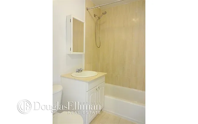 Rented by Douglas Elliman | media 20