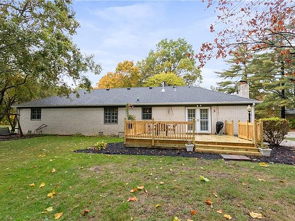 2nd image of 7541 Charles Ct
