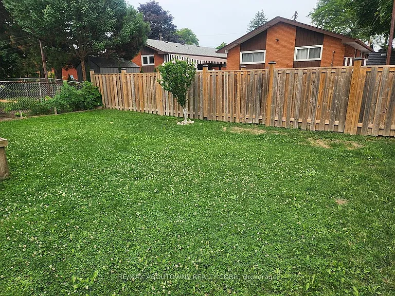 18 Greeningdon Dr #LOWER — Photo 19