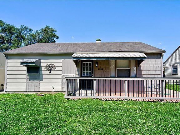 2nd image of 2312 Englewood Ct