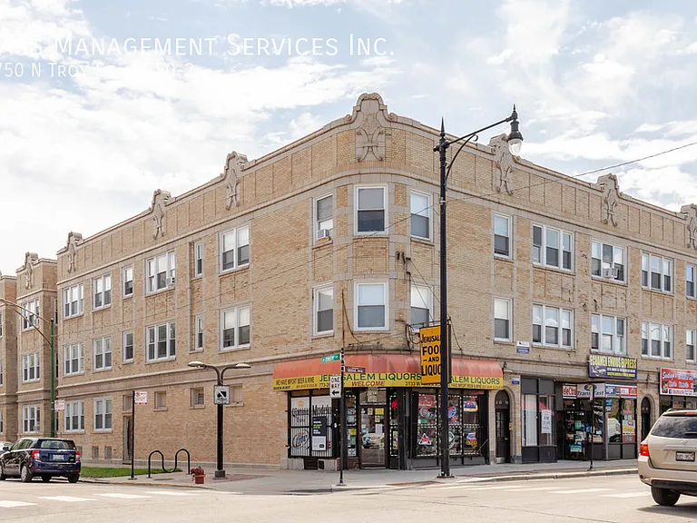 4750 N Troy St #2 — Photo 10