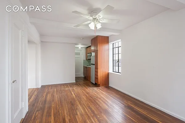 Rented by Compass | media 13