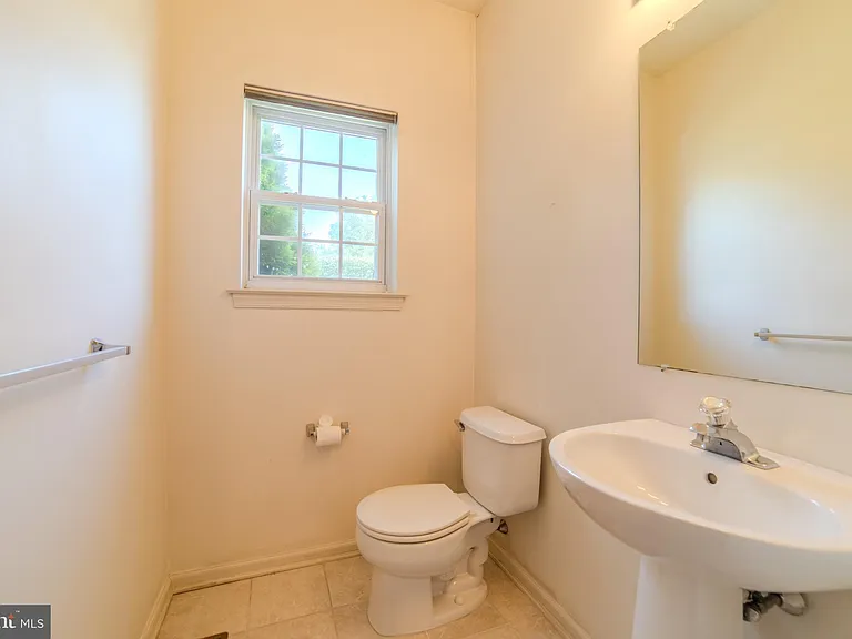 651 Fawn Cir — Photo 10
