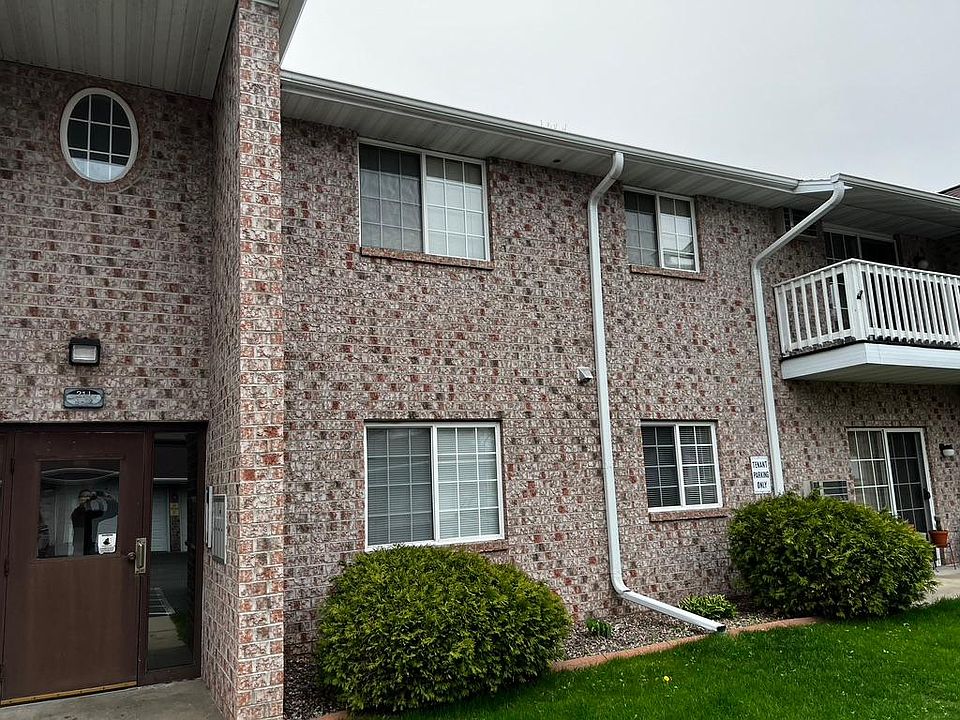 1st image of 214 Regan St #10