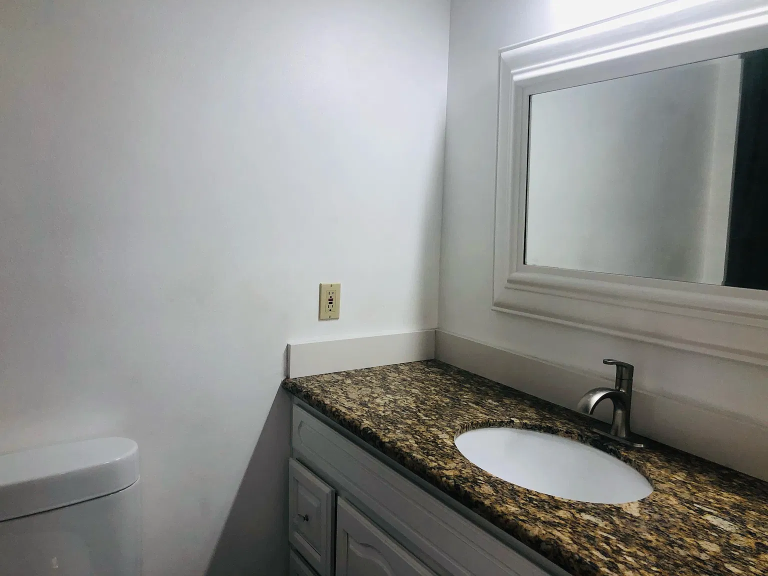 3 bed, 1200 sqft, $2,980 — Photo 4