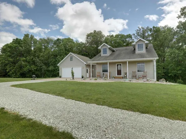 2212 N 1210th Ave, Camp Point, IL 62320