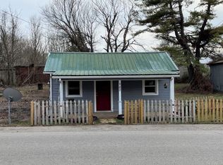 947 N West St, Munfordville, KY 42765