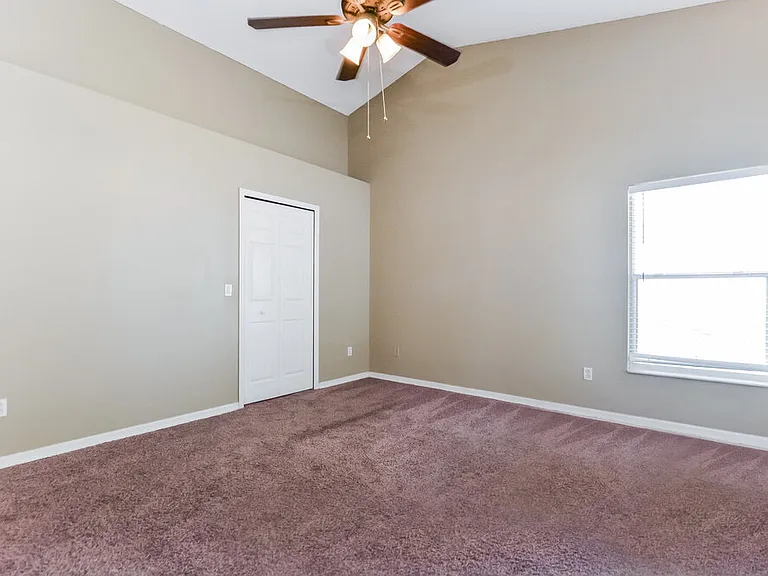 2113 Carpathian Dr — Photo 8