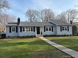 1st image of 12 Fairlee Drive