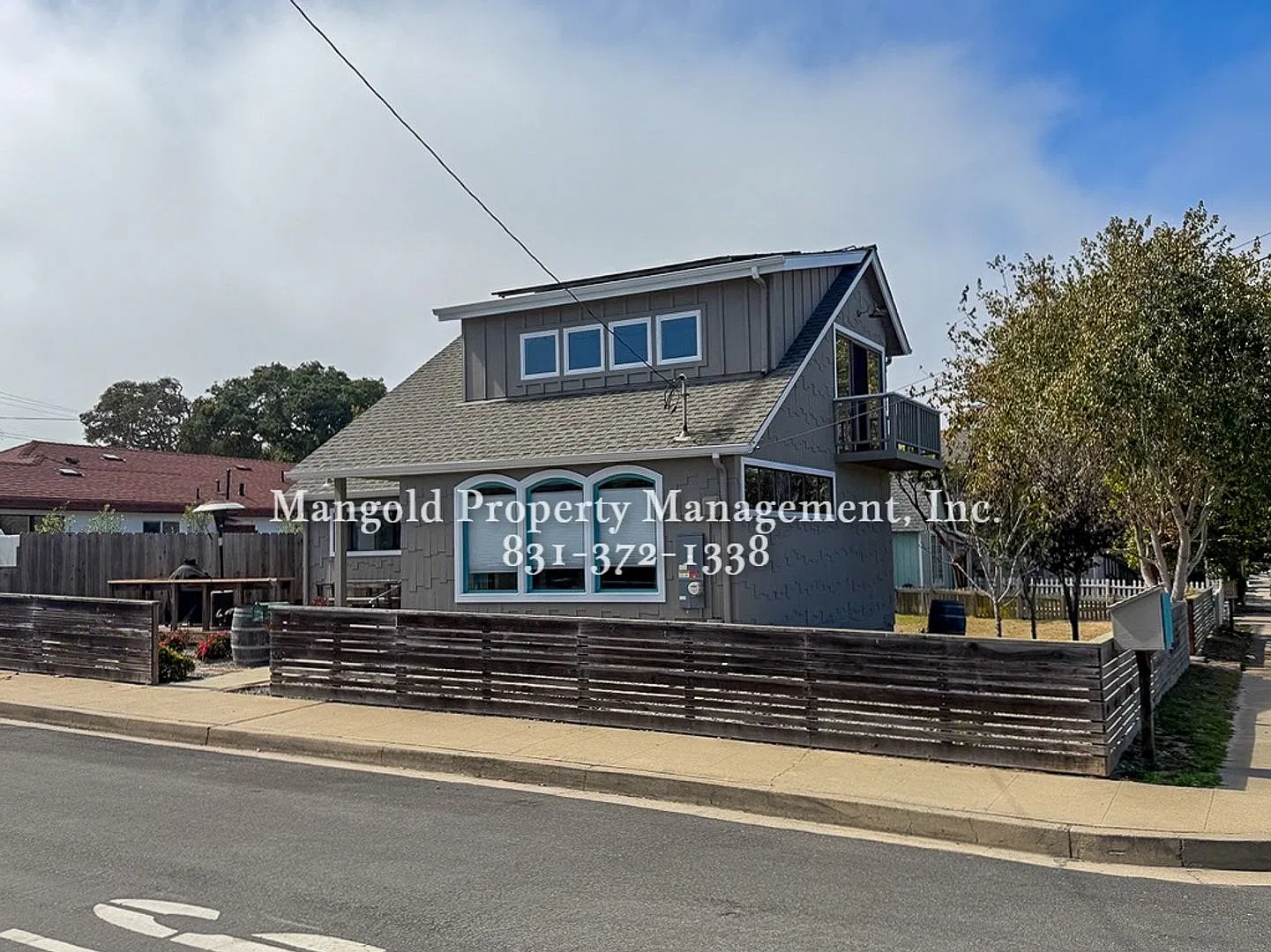 3 Bedroom + Bonus Room | 3 Bathroom | Two-Story Home | Large Yard — Photo 3