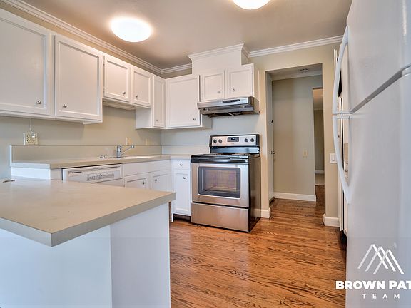 3rd image of 5110 Diamond Heights Blvd #A
