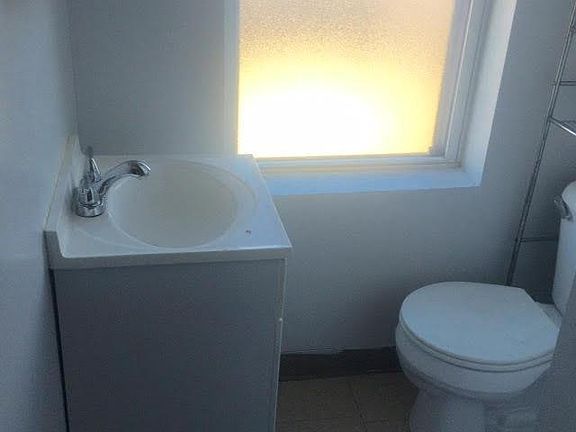 1st Floor bathroom