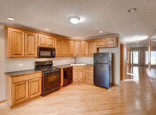 500 W 45th Pl APT 3, Chicago, IL 60609