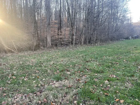 16 Autumn Trl, Dover, TN 37058