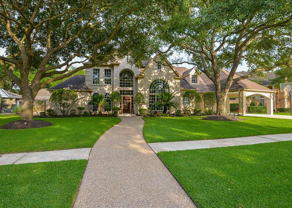 1st image of 2711 Silent Spring Creek Dr