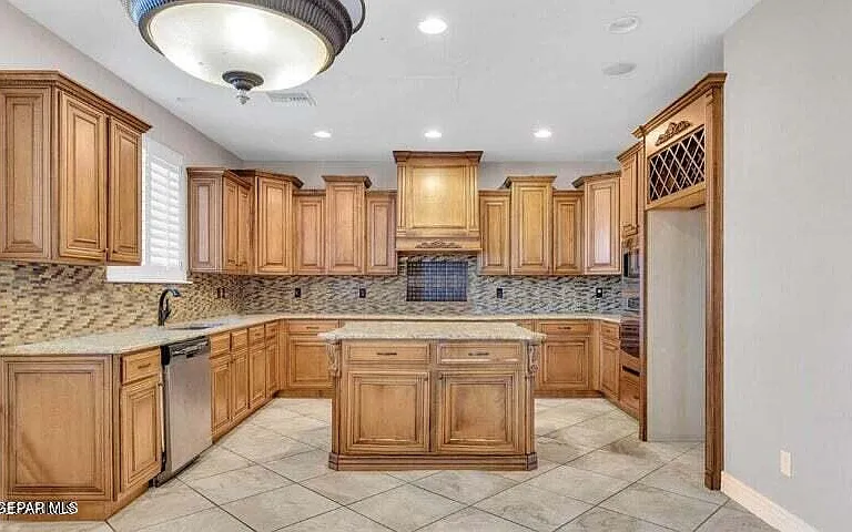 841 Golden Edge Ct — Photo 7