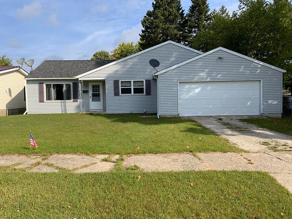 1st image of 304 W Avenue D