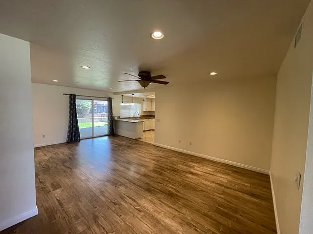 13471 Preciado Ave — Photo 10
