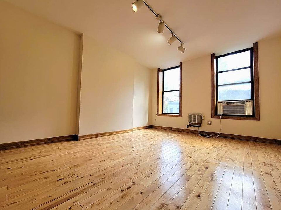 1st image of 613 9th Ave #3U