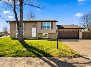 501 Pontiac Rd, Marquette Heights, IL 61554