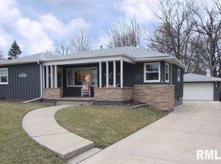 213 W Northridge Ln, Peoria, IL