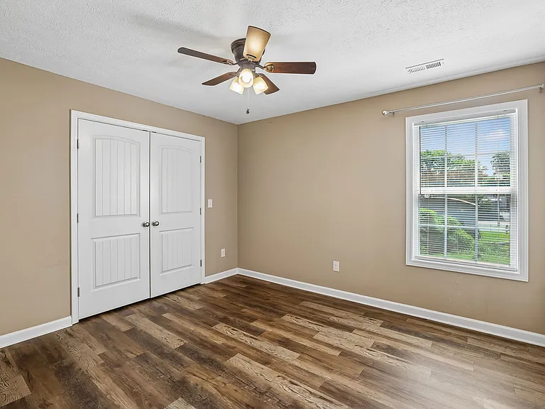 406 Hedgemont Ave #1 — Photo 10