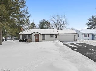 888 Fairfield School Rd, Columbiana, OH