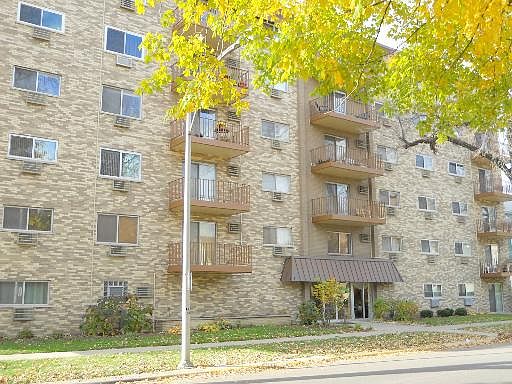 1st image of 315 S Marengo Ave #5H