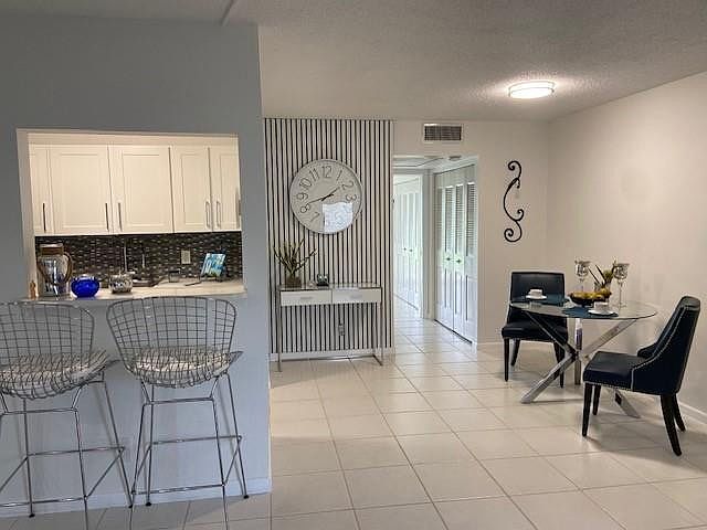 1st image of 1011 Berkshire A #1011