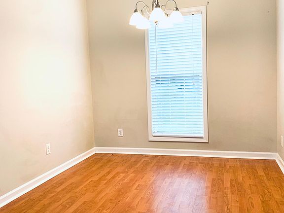 4th image of 7033 McKenzie Ct