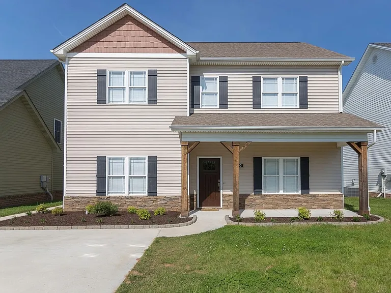 505 Capstone Dr — Photo 1
