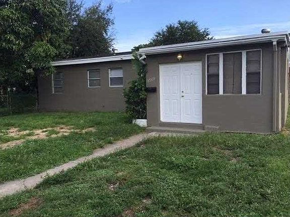2nd image of 1560 NE 158th St