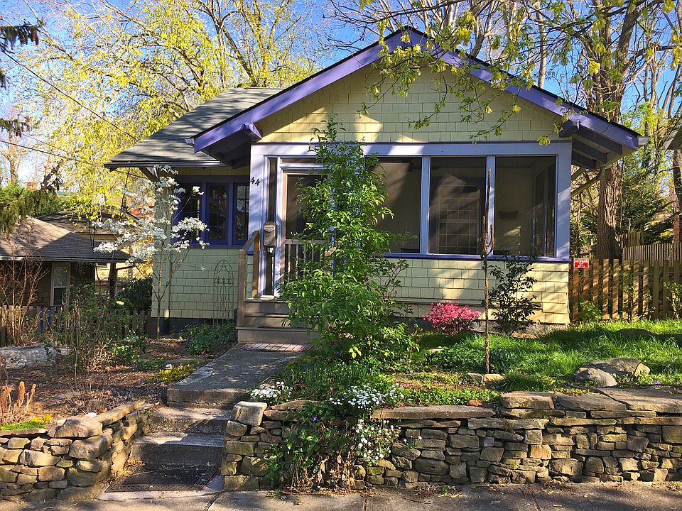 44 Elizabeth Street