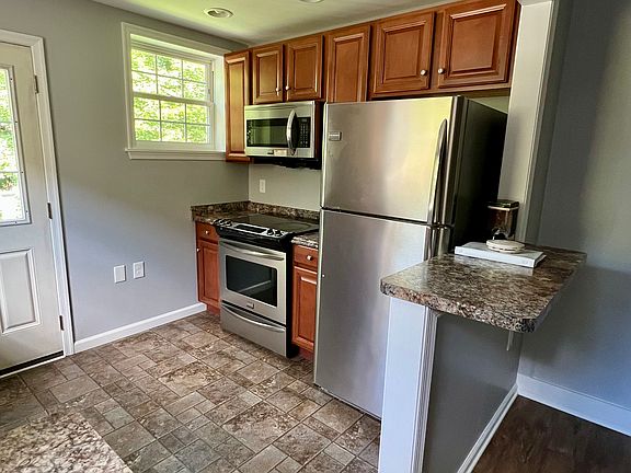 2nd image of 1001 S Progress Ave APT 4