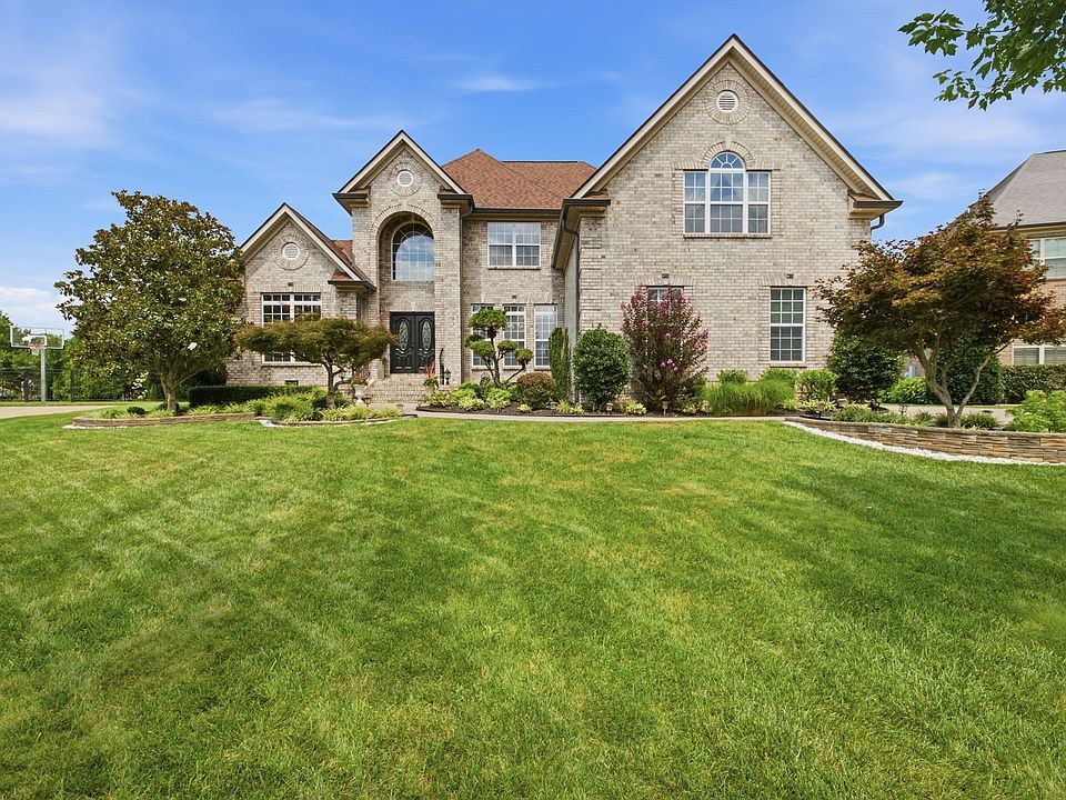 1st image of 3356 Clovercroft Dr