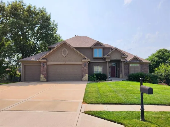 14575 NW 61st St, Parkville, MO 64152