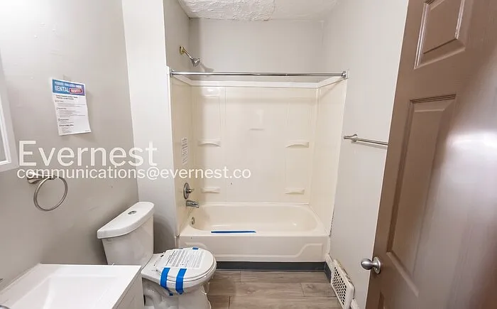 12110 Lenacrave Ave #2 — Photo 9