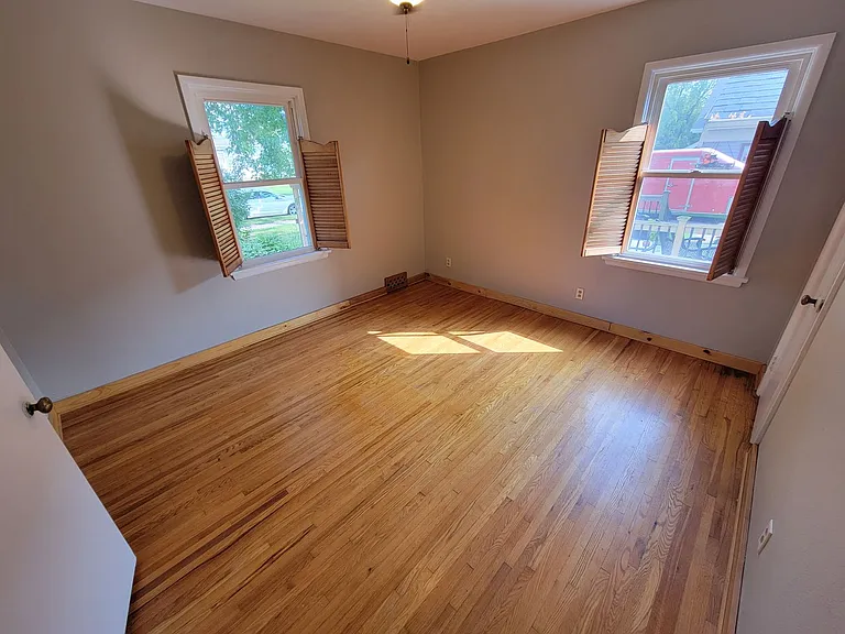 4724 Tioga St — Photo 13