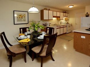 1117 Capeharbor Ct APT 11, Fayetteville, NC 28314
