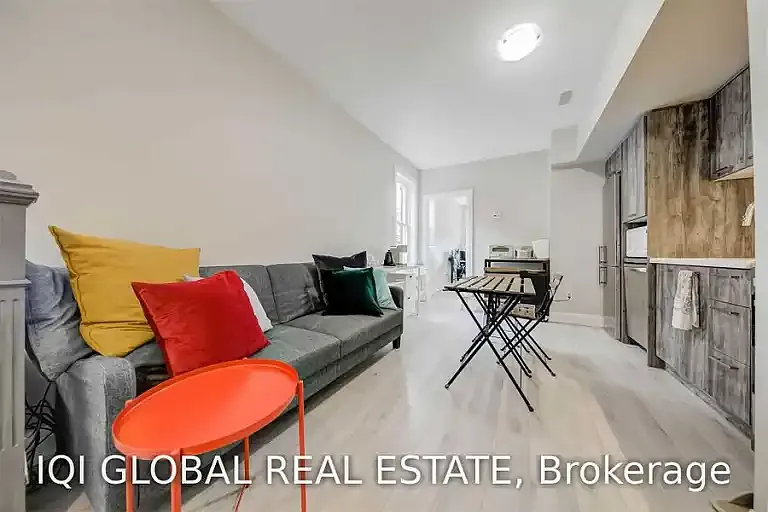 142 Grace St #2 — Photo 9