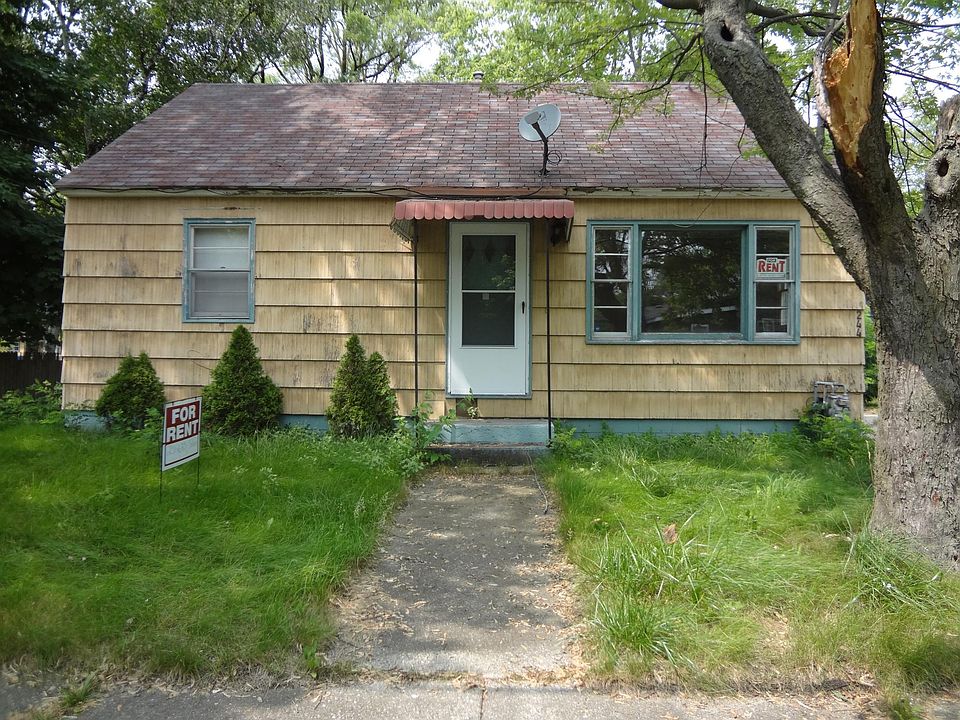 1st image of 244 W Oakwood Ave