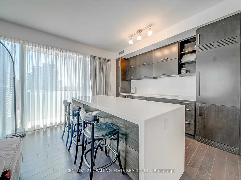 1080 Bay St #2302 — Photo 11