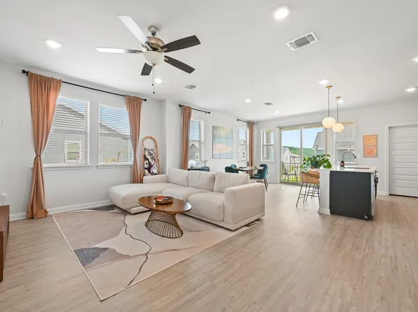 8411 Leroi Dr, Austin, TX