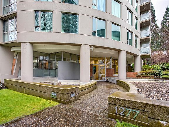 2nd image of 1277 Nelson St #1904