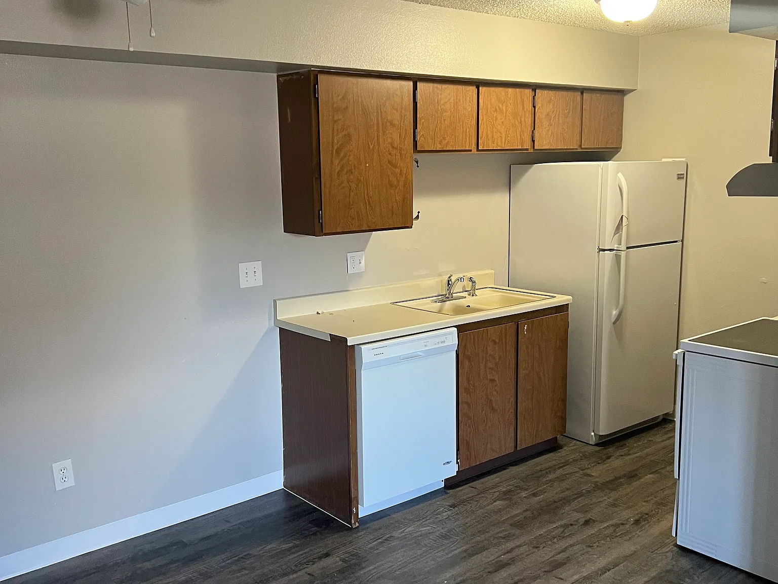 1 bed, 600 sqft, $1,140 — Photo 2