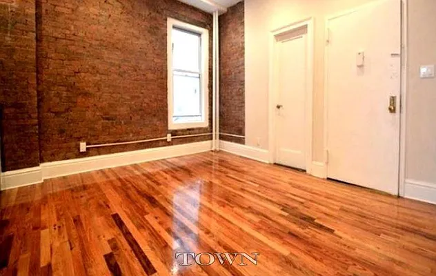 Rented by Town Residential | media 42