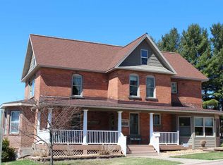 1100 Summit St, Hancock, MI 49930
