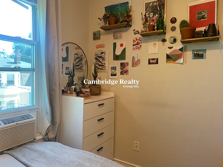 69 Newton St #3L — Photo 23
