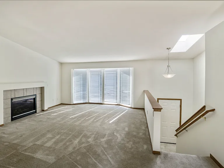 10506 57th Dr NE — Photo 3