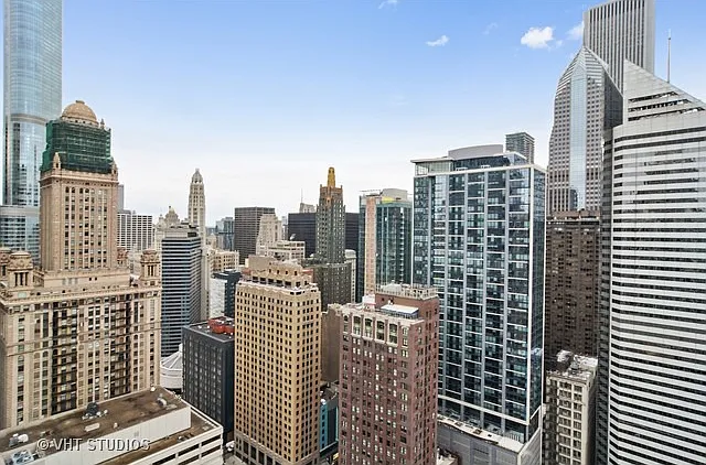 8 E Randolph St #3103 — Photo 9